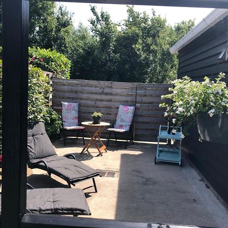 La Vie En Rose Zierikzee Bed & Breakfast Exterior photo